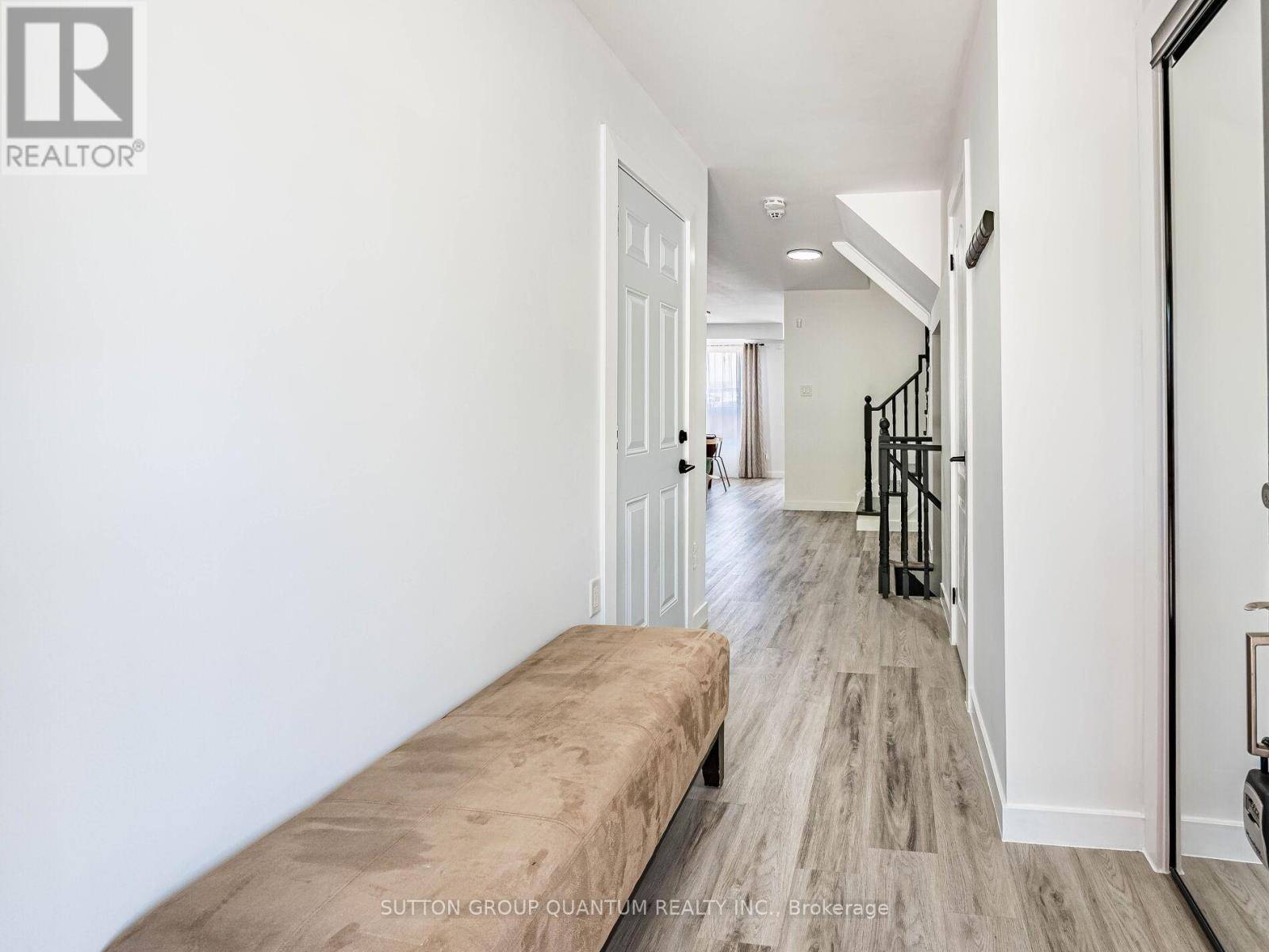 Halton Hills (georgetown), ON L7G6M1,53 WOODCOTE CRESCENT