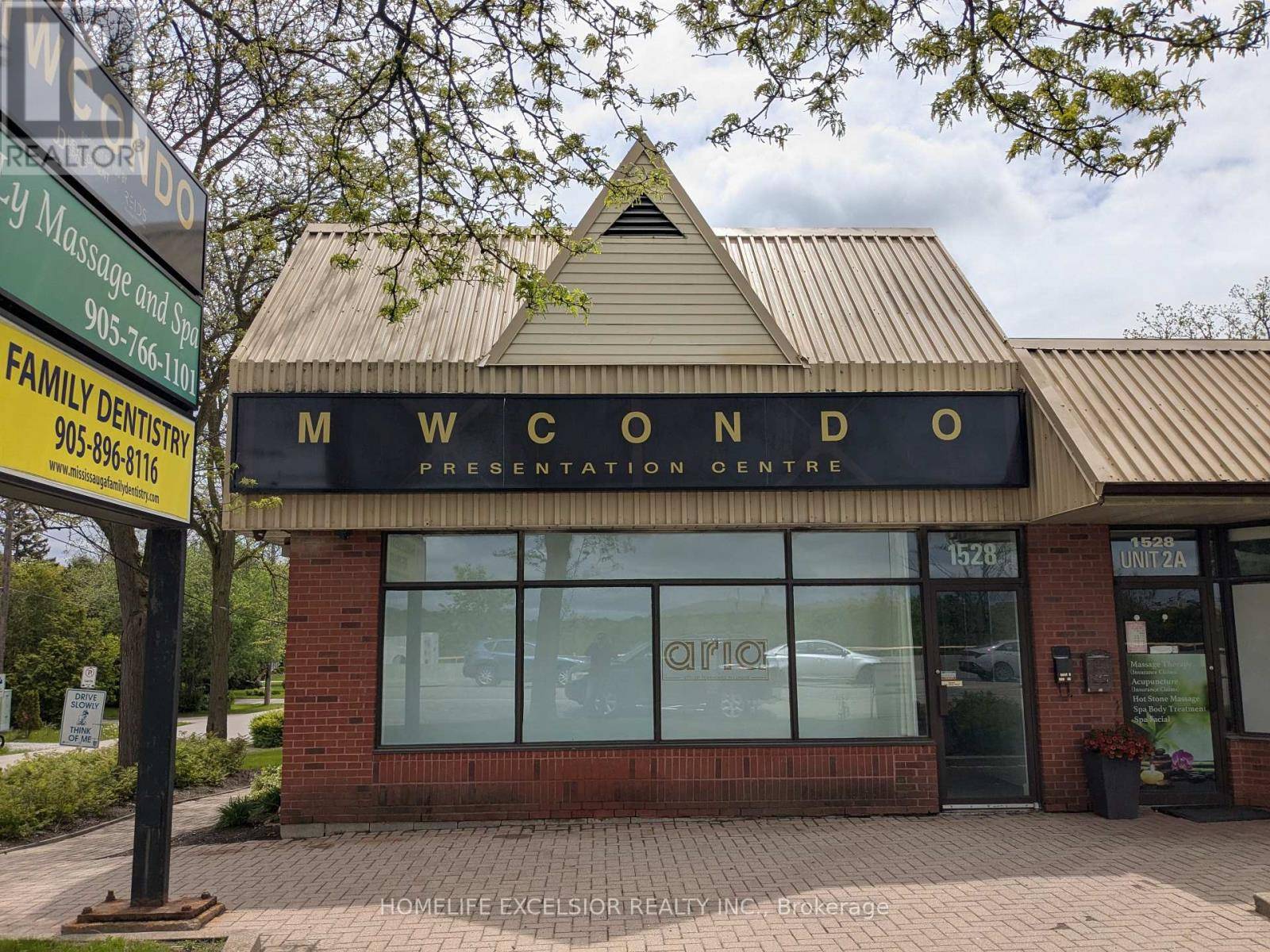 Mississauga (erindale), ON L5C1E4,1528 Dundas ST West #1/1A
