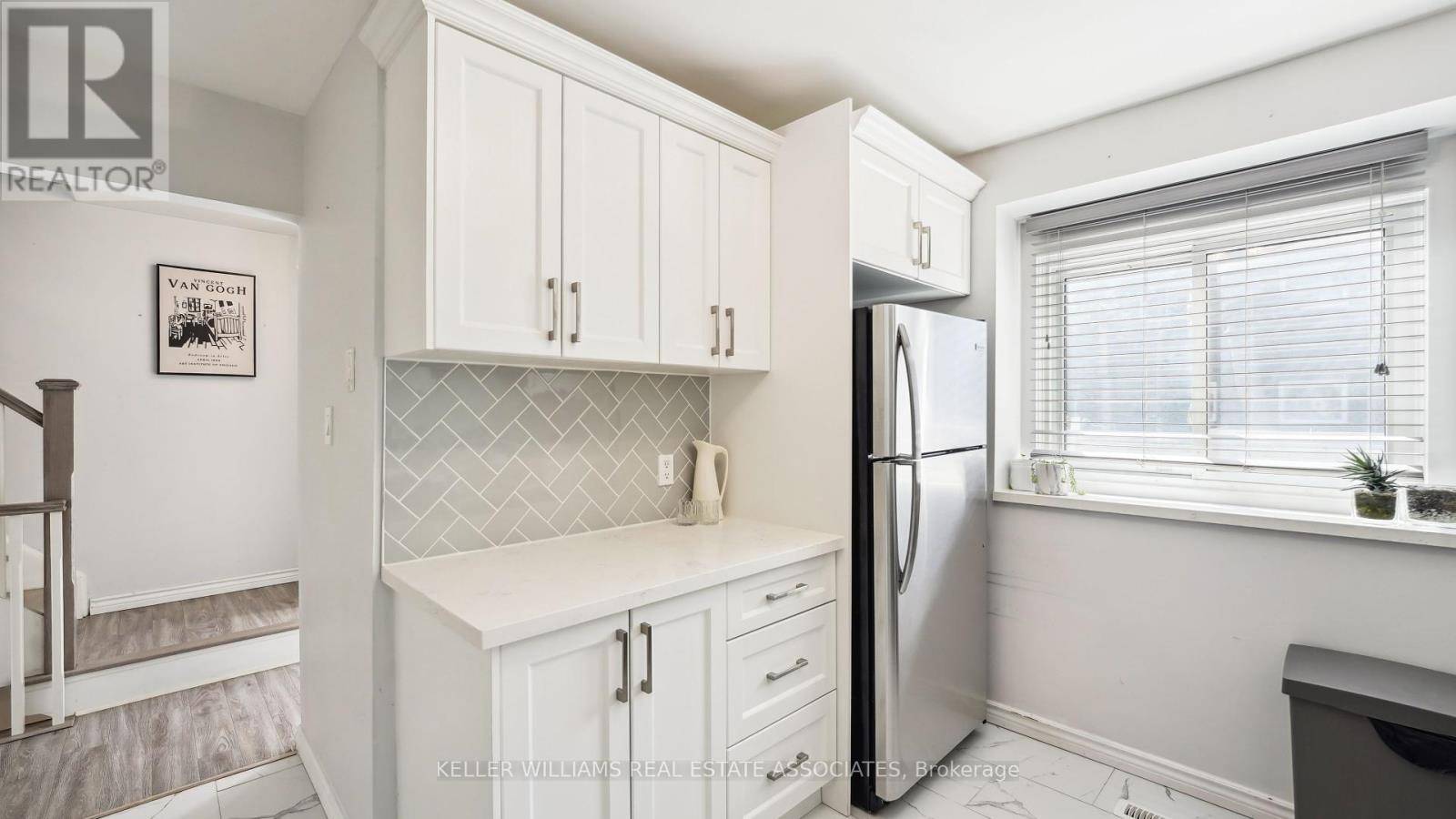 Mississauga (meadowvale), ON L5N1P6,6855 Glen Erin DR #20
