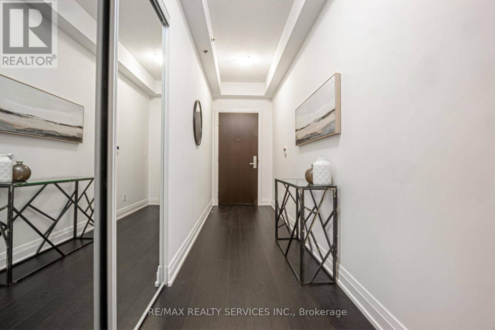 Oakville (qe Queen Elizabeth), ON L6K0J1,65 Speers RD #1911