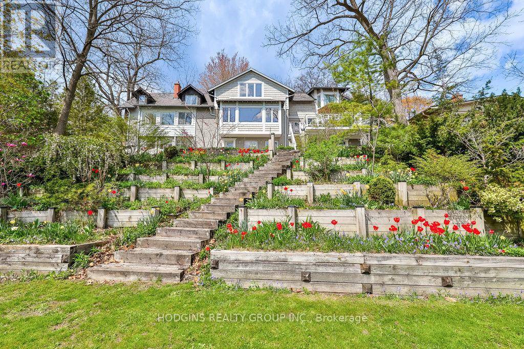 Mississauga (mineola), ON L5G2V2,1232 STAVEBANK ROAD