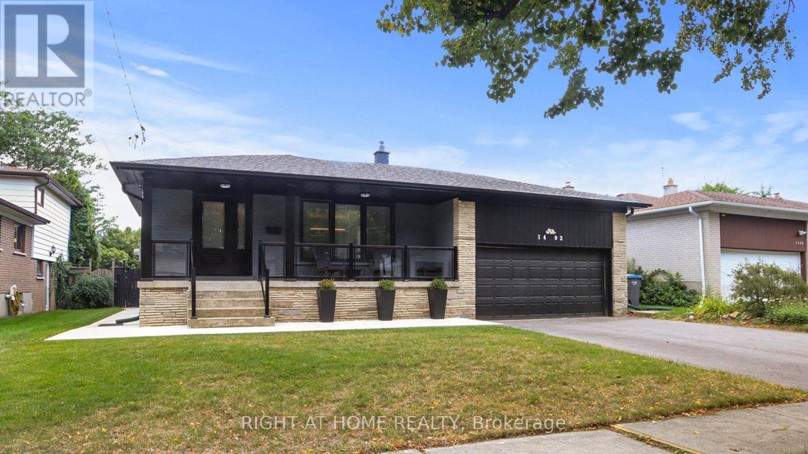 Mississauga (clarkson), ON L5J3G9,1492 AGNEW ROAD