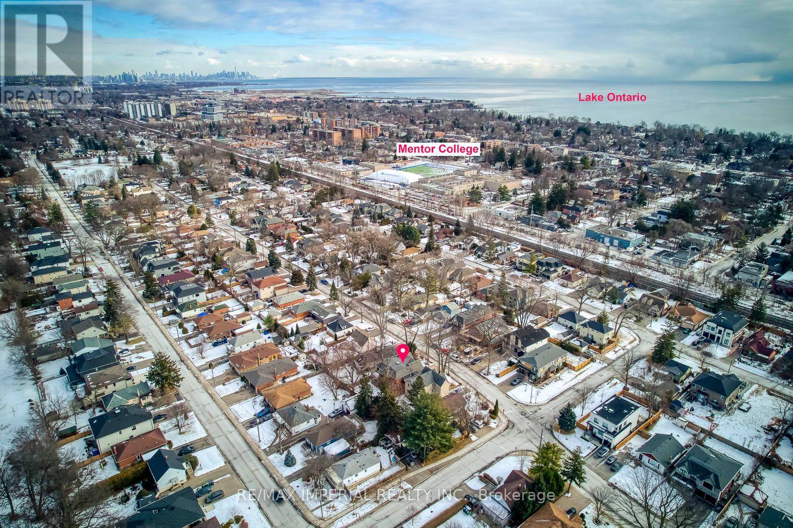 Mississauga (mineola), ON L5G1V8,105 EAGLEWOOD BOULEVARD