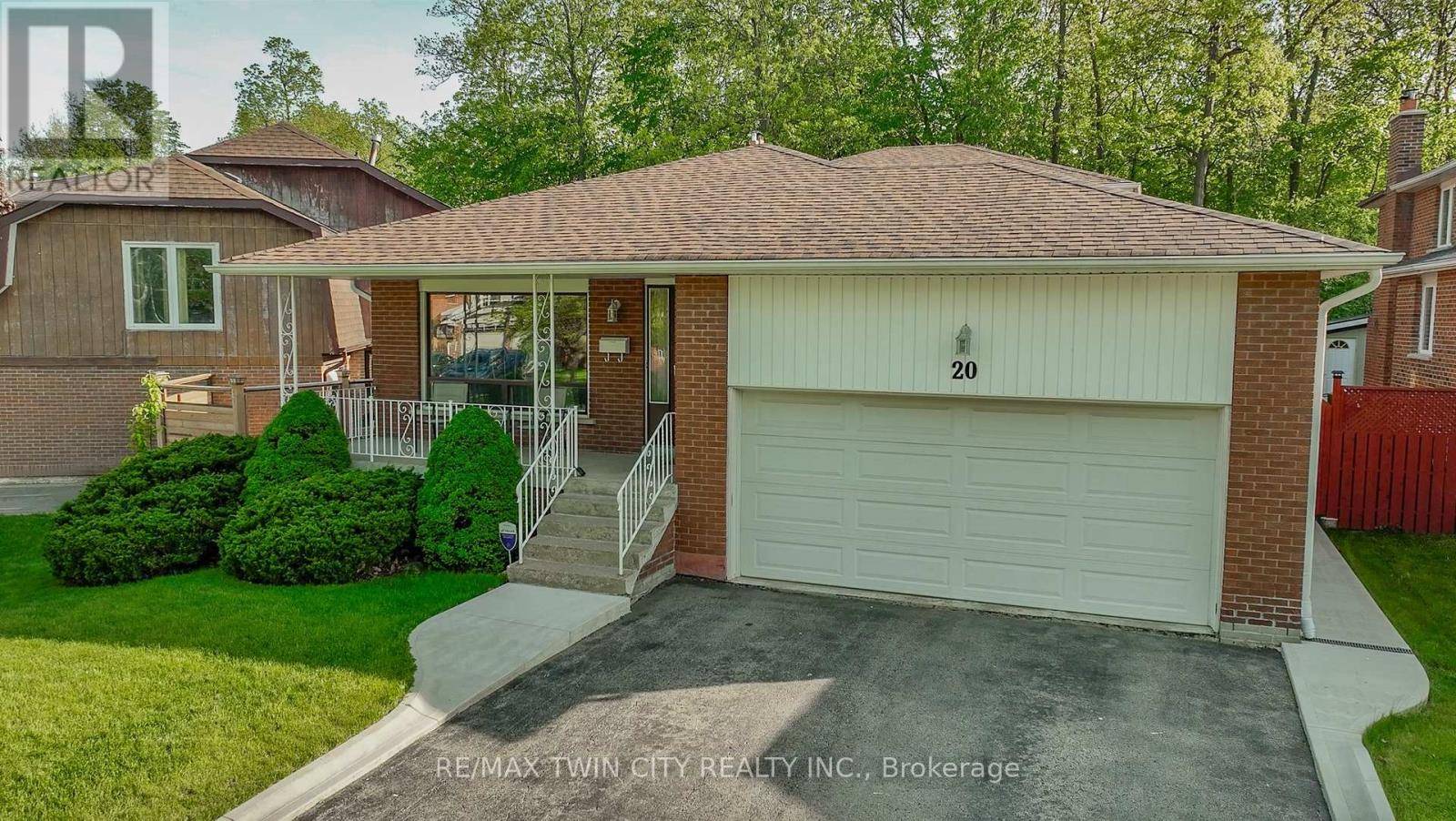 Brampton (central Park), ON L6S2X1,20 MANORCREST STREET