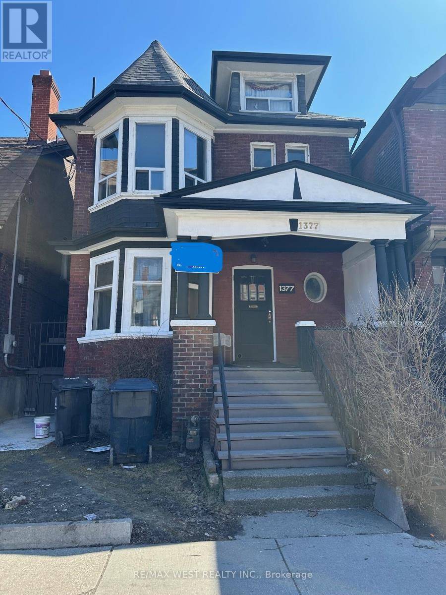 Toronto (south Parkdale), ON M6K1H4,1377 KING STREET W