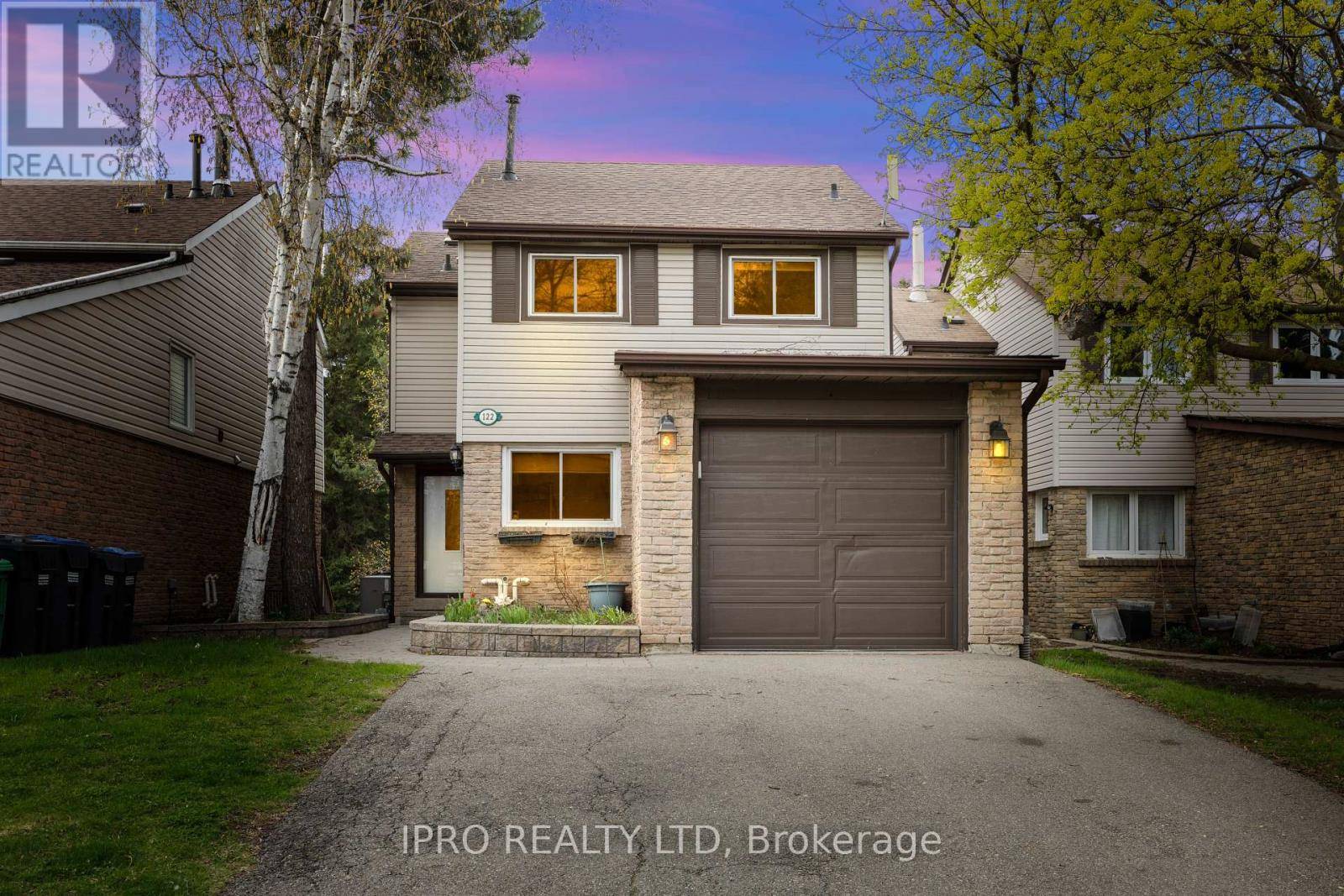 Brampton (heart Lake East), ON L6Z1P7,122 ROYAL PALM DRIVE