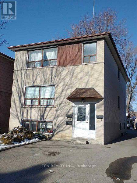 Toronto (mimico), ON M8Y1B3,102 Melrose ST #1