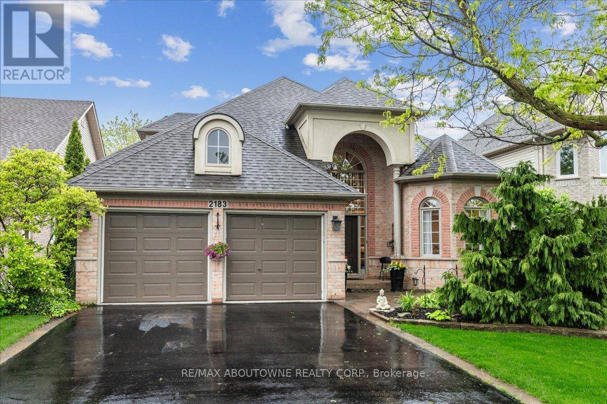 Burlington (rose), ON L7M4P9,2183 TURNBERRY DRIVE