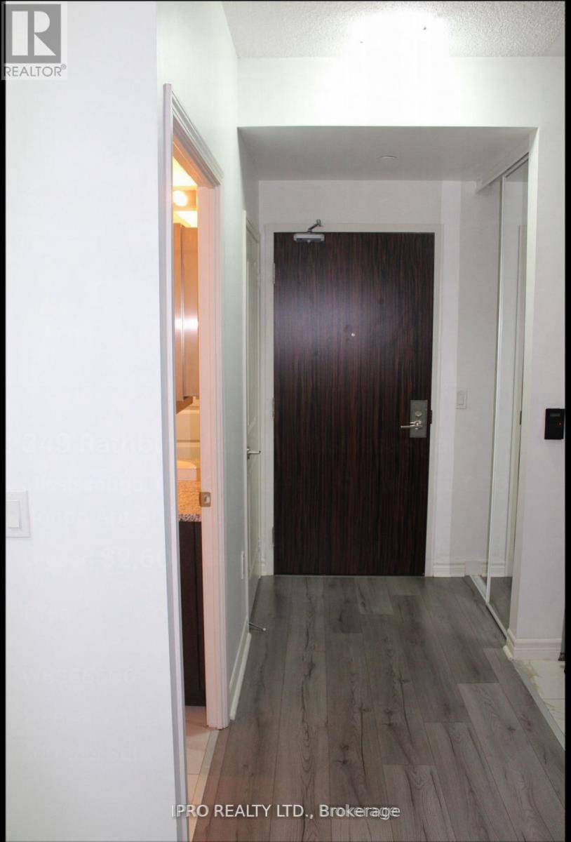 Mississauga (city Centre), ON L5B0G9,349 Rathburn RD #611