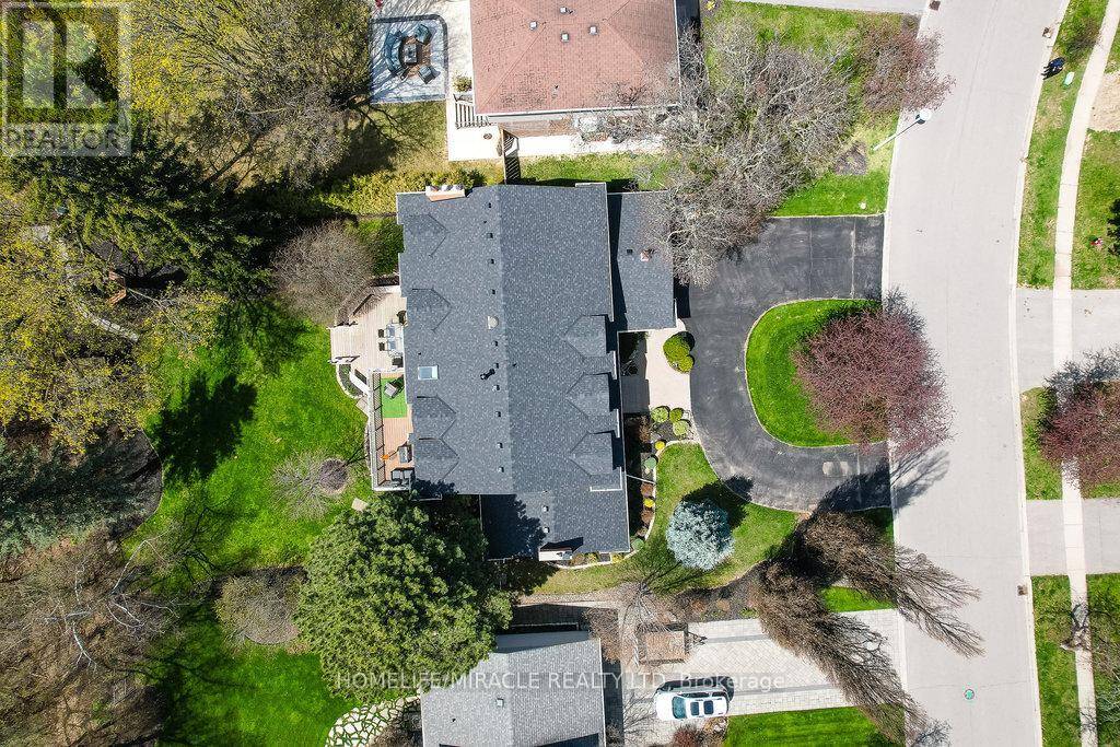 Brampton (brampton South), ON L6Y2C3,17 RIDGEHILL DRIVE