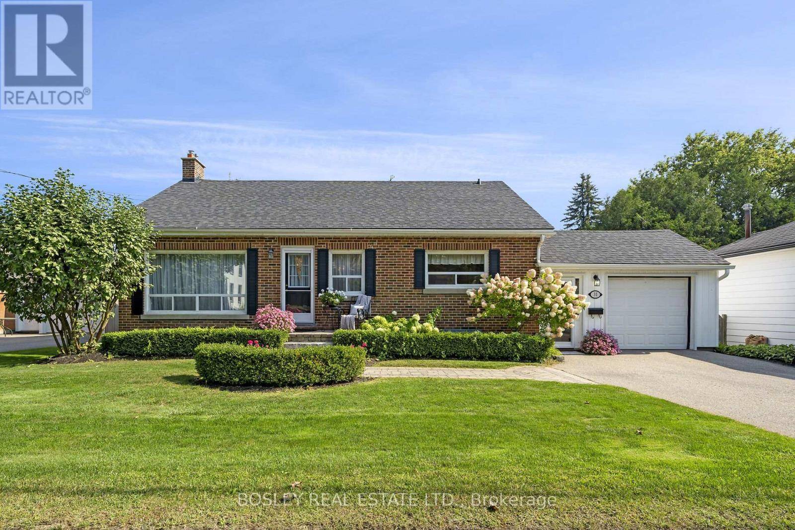 Orangeville, ON L9W2P4,31 JOHN STREET