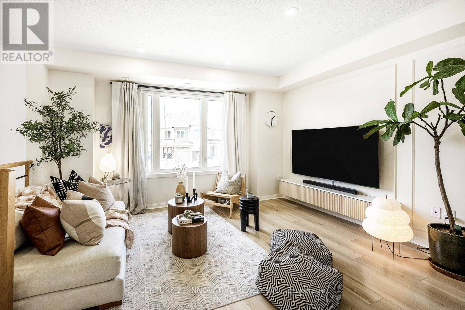 Brampton (bram West), ON L6Y6G2,1 Beckenrose CT #19