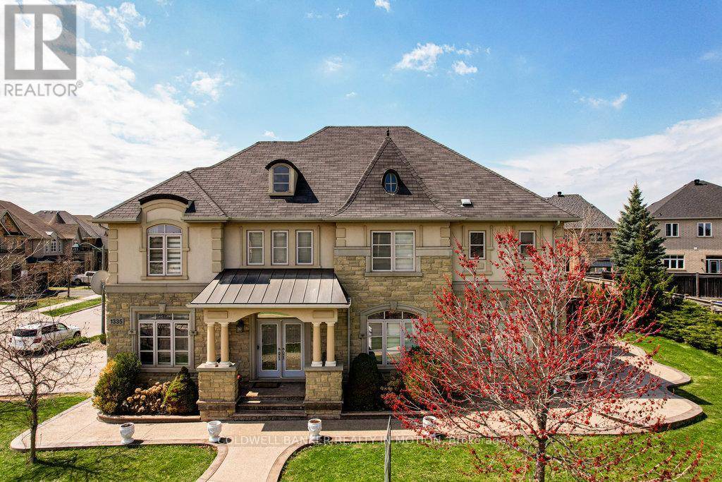 Oakville (jc Joshua Creek), ON L6H0B2,1335 ARROWHEAD ROAD