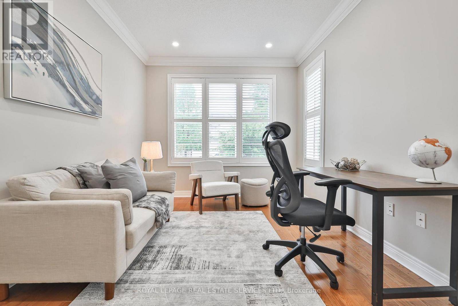 Oakville (bc Bronte Creek), ON L6M0B3,3222 EPWORTH CRESCENT