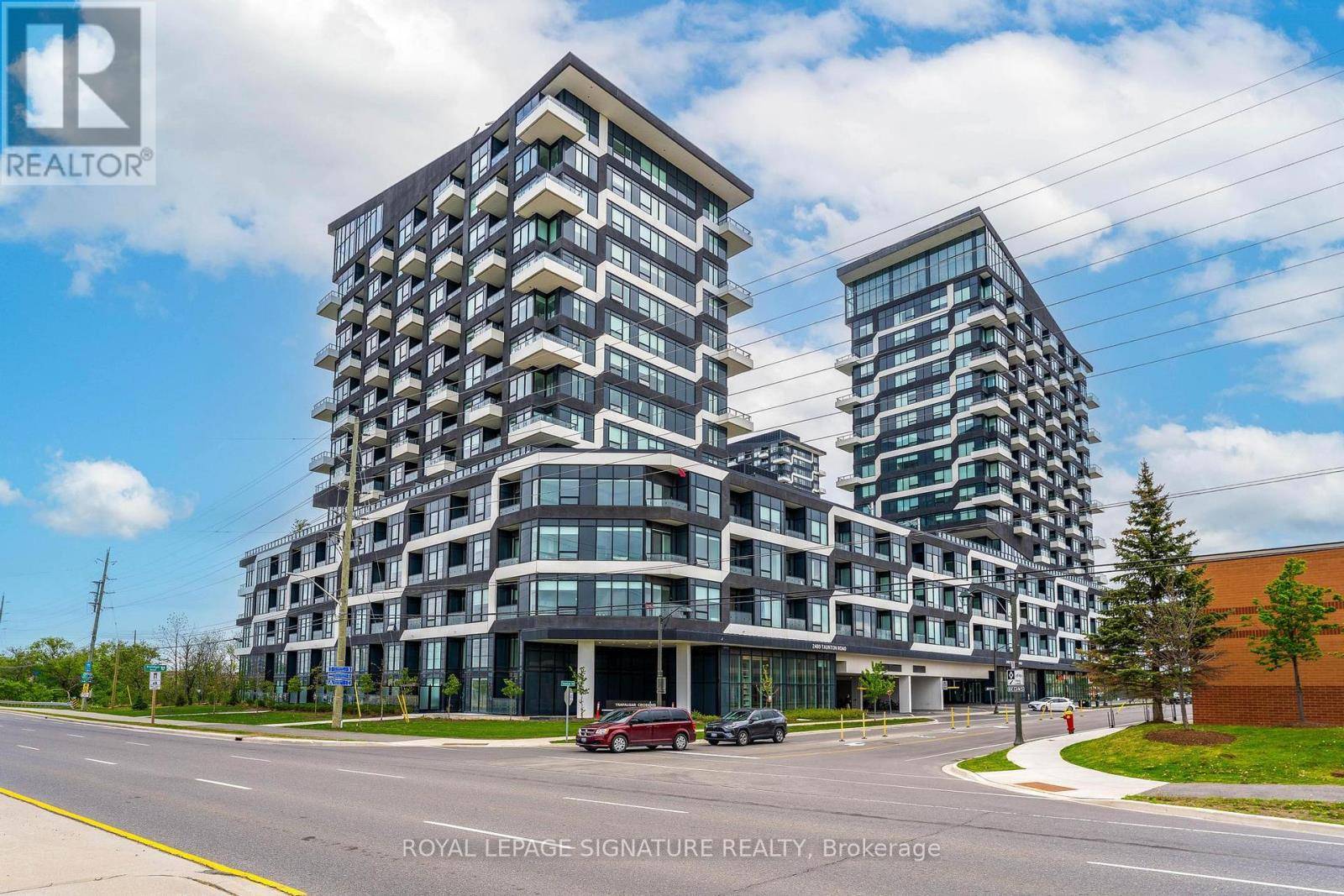 Oakville (ro River Oaks), ON L6H3R9,2489 Taunton RD #917