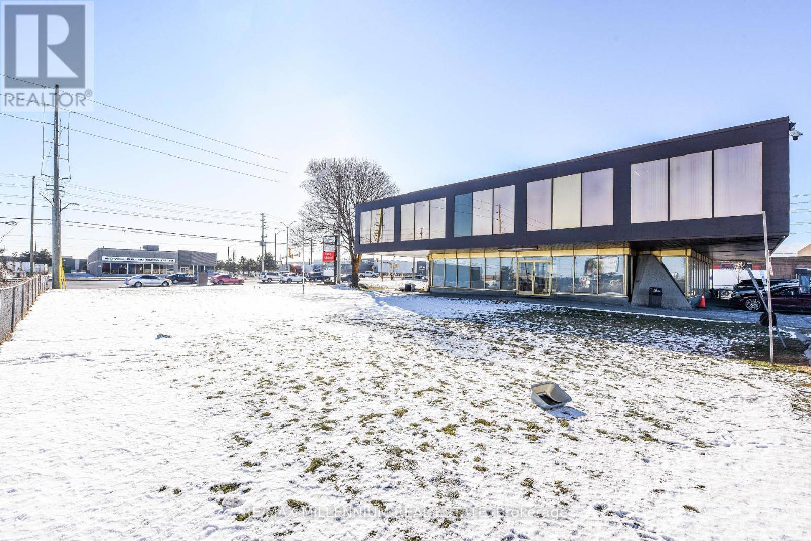 Brampton (bramalea West Industrial), ON L6T1A2,1300 Steeles AVE #202/203