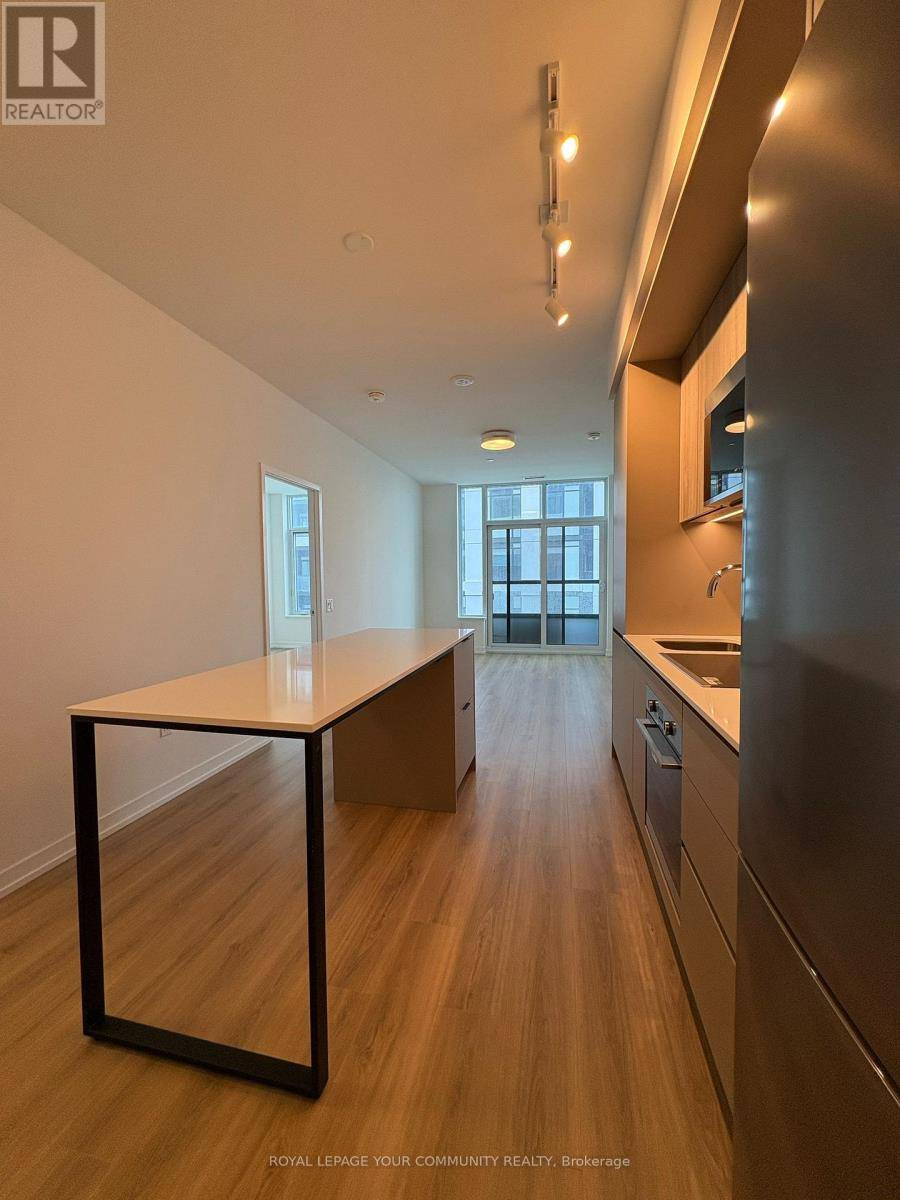 Mississauga (central Erin Mills), ON L5M2V8,2485 Eglinton AVE West #405