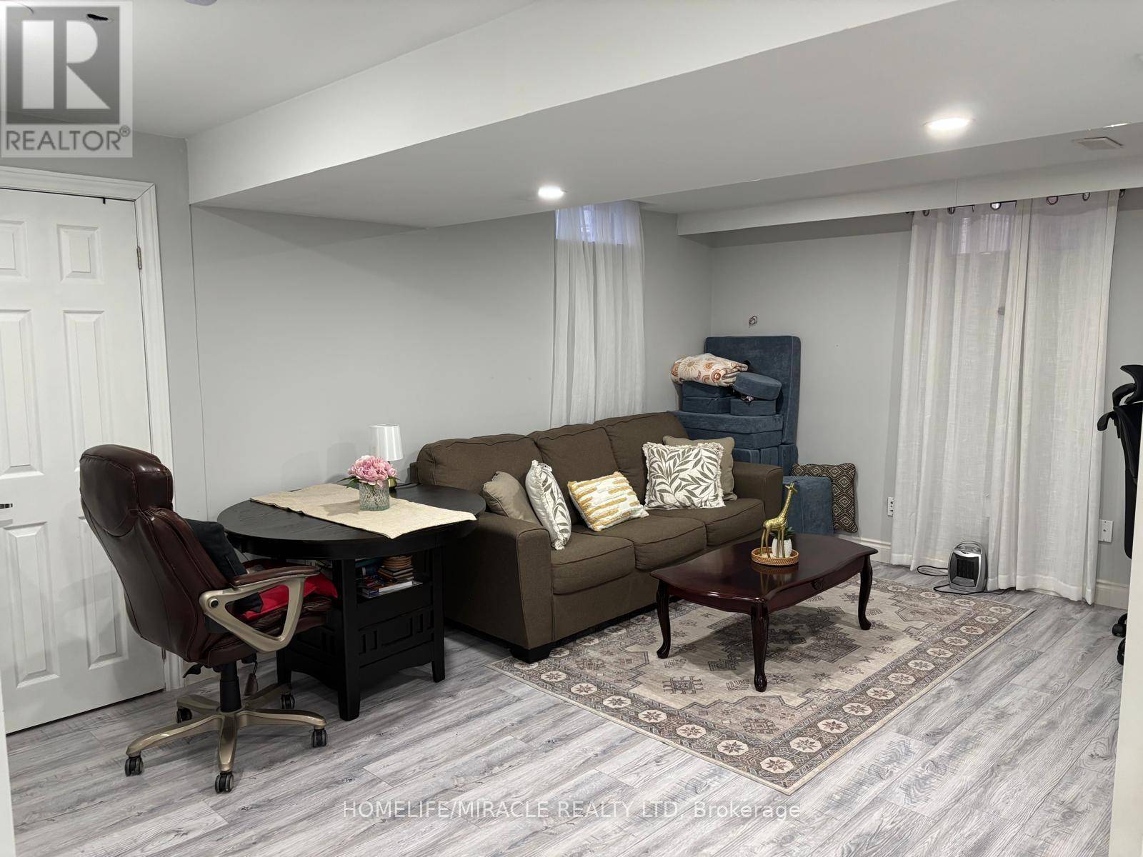 Mississauga (east Credit), ON L5M4R5,5777 River Grove AVE #BSMT