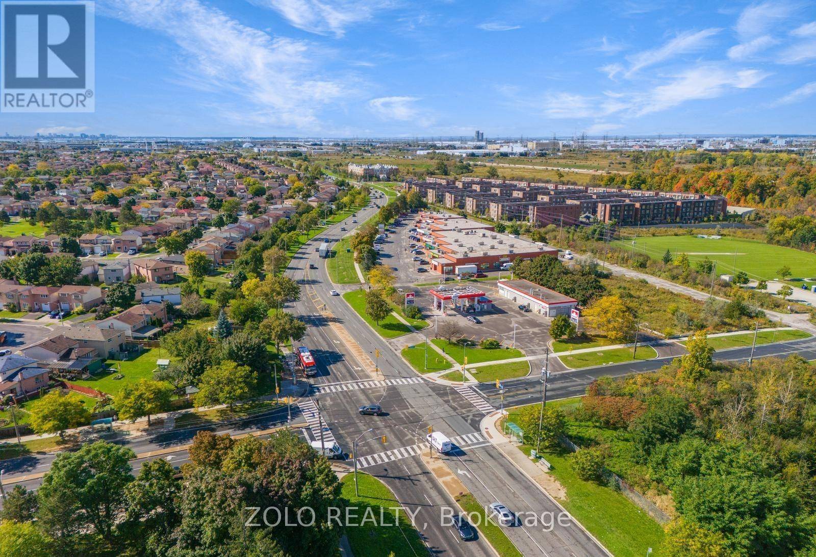 Toronto (mount Olive-silverstone-jamestown), ON M9V5E3,10 Markbrook LN North #1707