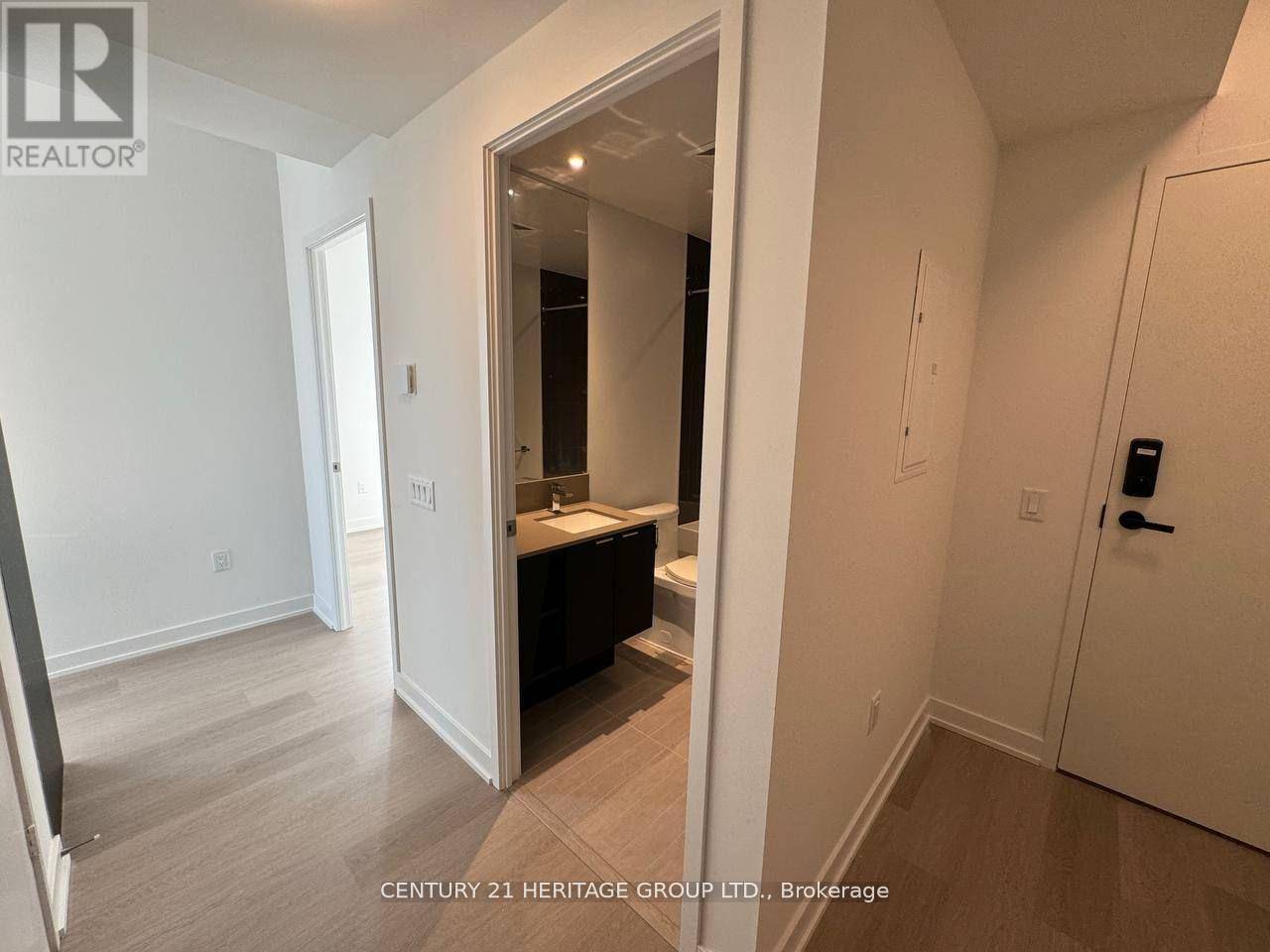Mississauga (city Centre), ON L5B0M4,3883 Quartz RD South #4409