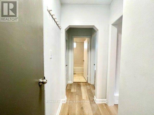 Toronto (new Toronto), ON M8V2B6,42 Emerald CRES #4