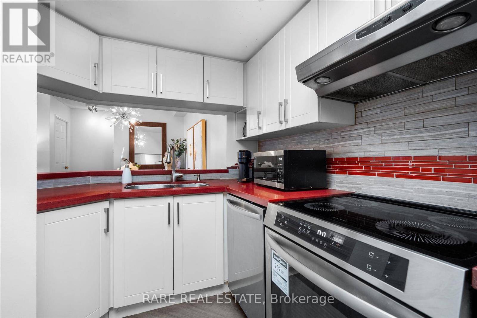 Mississauga (city Centre), ON L5B3Z4,250 Webb DR #513