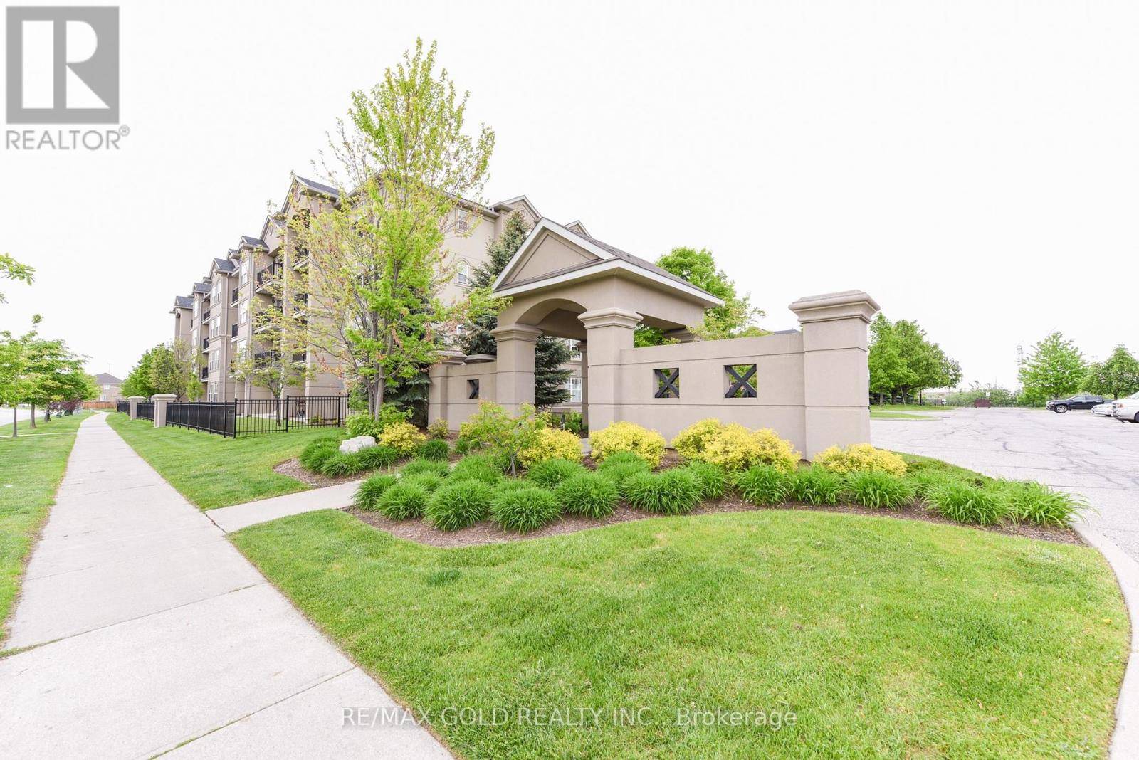 Milton (de Dempsey), ON L9T0B4,1471 Maple AVE #112