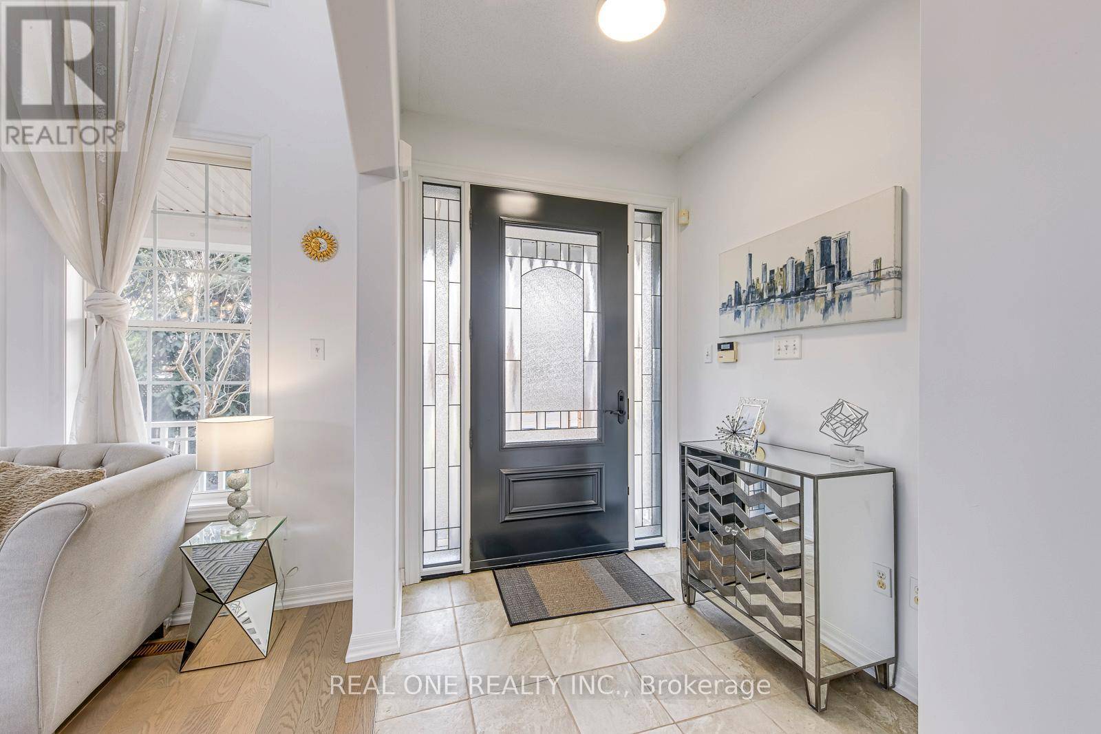 Oakville (wt West Oak Trails), ON L6M4B9,1368 PINE GLEN ROAD