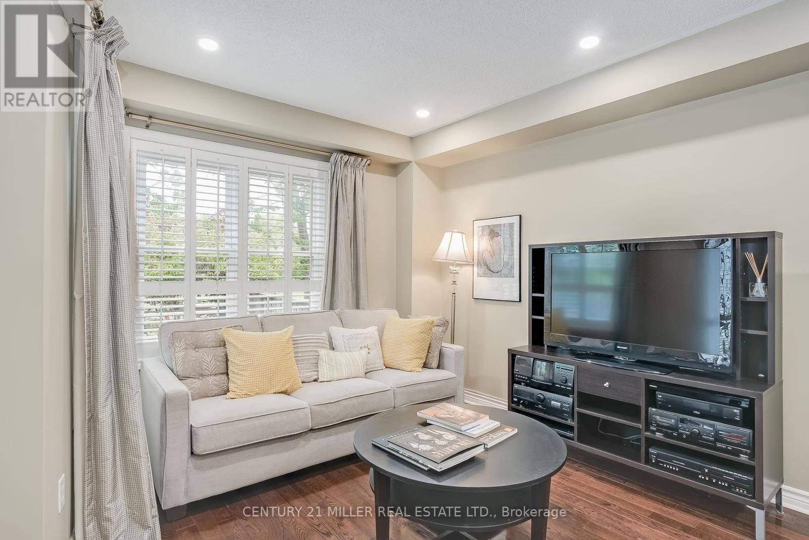 Oakville (wt West Oak Trails), ON L6M3M4,1240 Westview TER #87