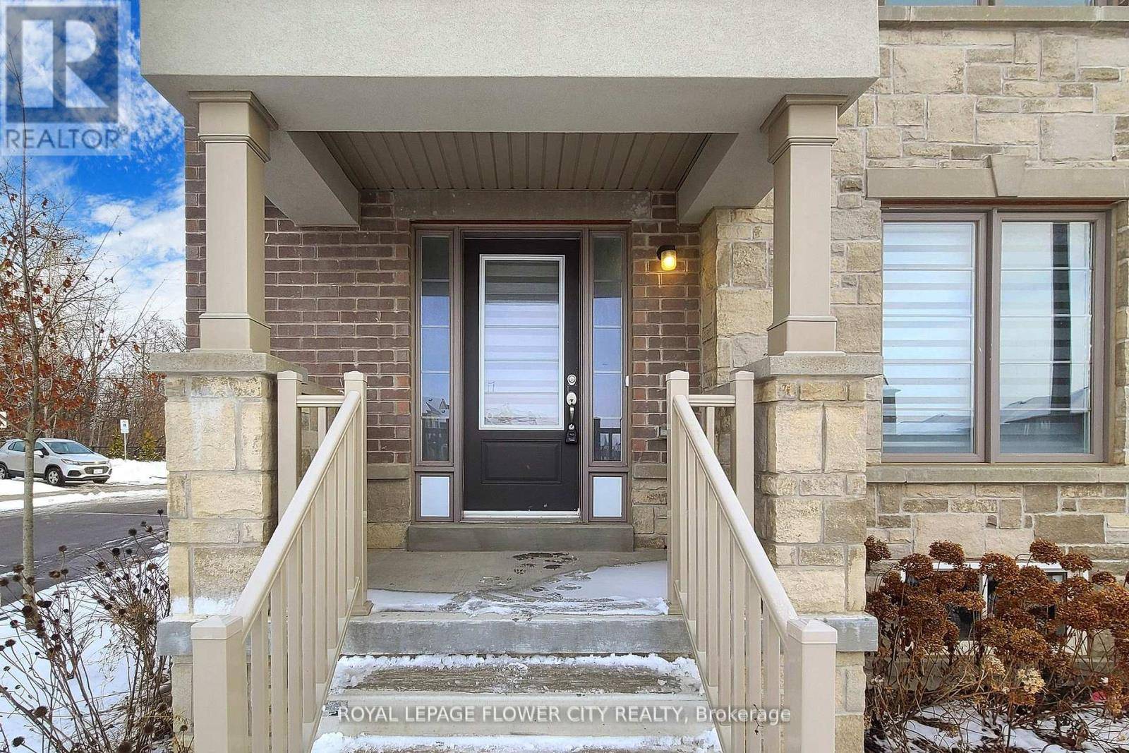 Brampton (brampton West), ON L6Y6H3,2 SUMMERBEAM WAY