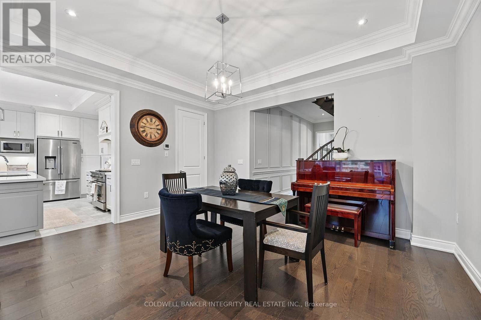 Oakville (go Glenorchy), ON L6H0V4,3180 POST ROAD