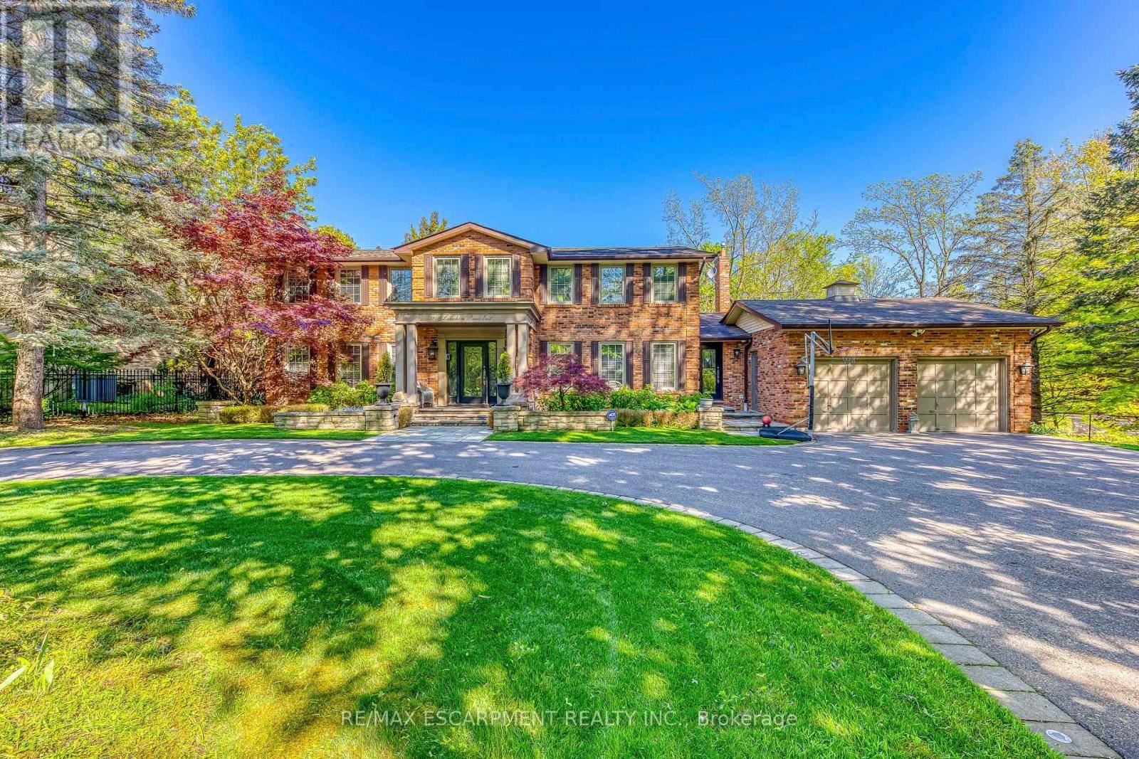 Oakville (mo Morrison), ON L6J1L5,1251 LAKESHORE ROAD E