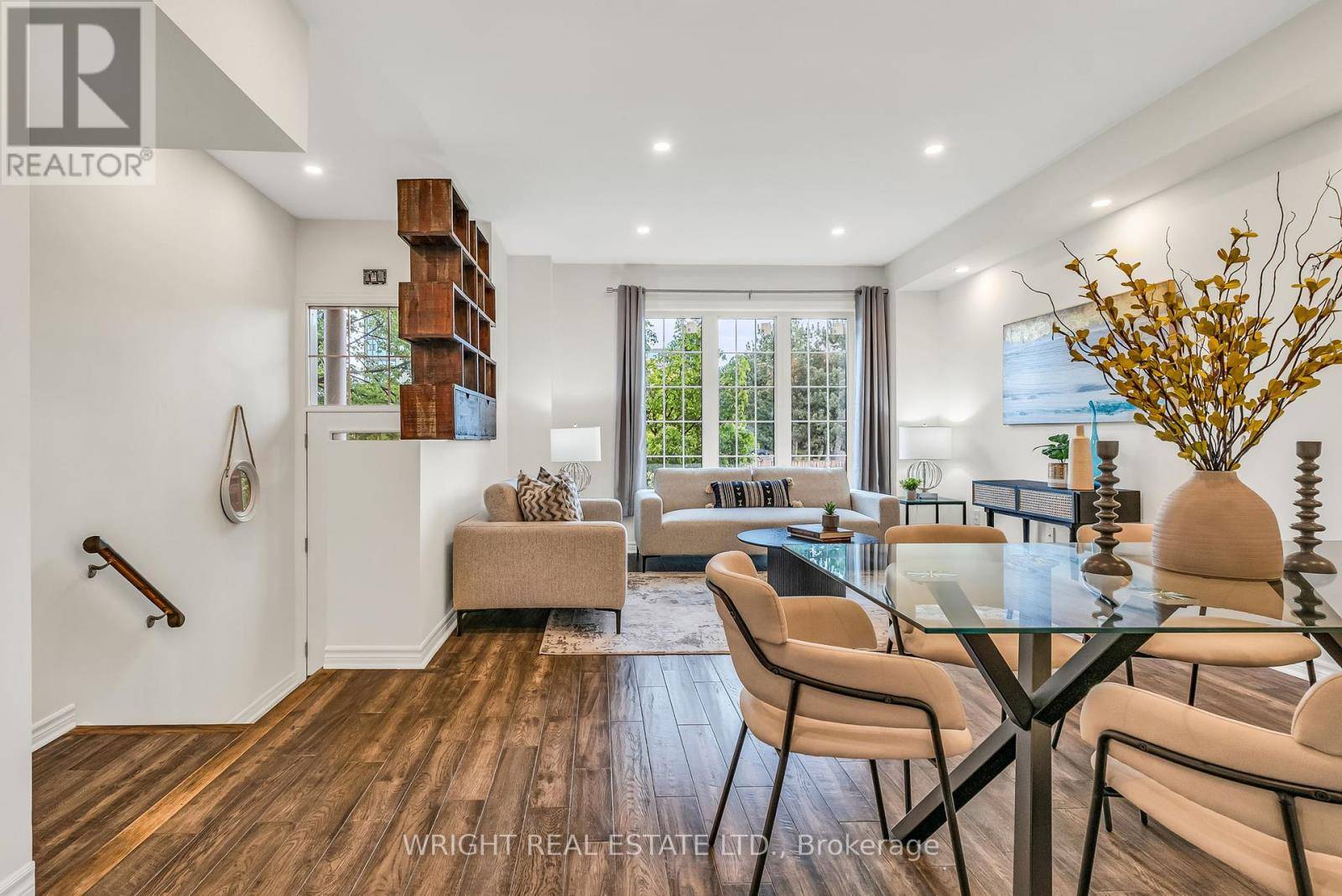 Mississauga (rathwood), ON L4W5R5,1347 East Rathburn RD East #4