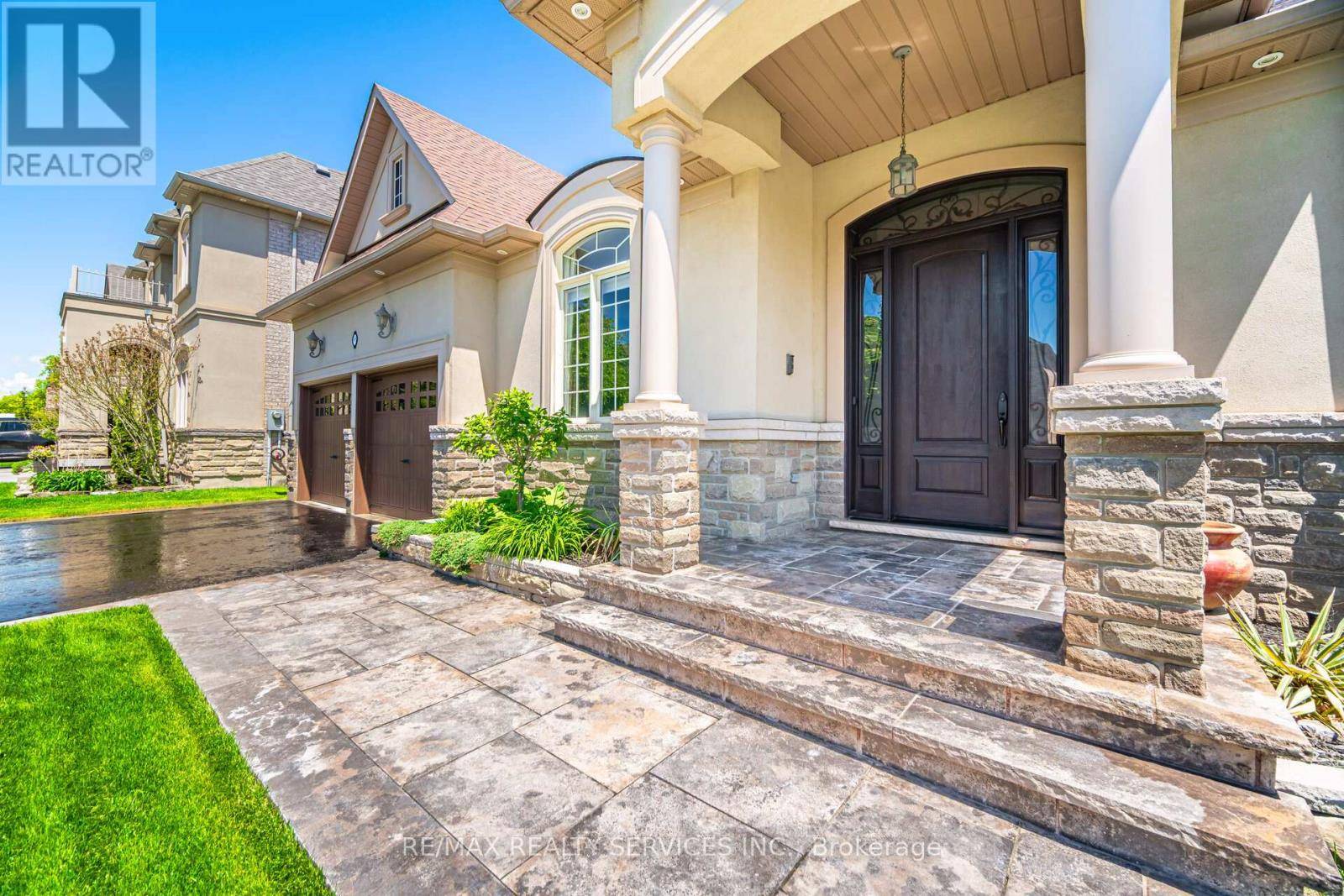 Brampton (credit Valley), ON L6X0V7,48 BEACON HILL DRIVE