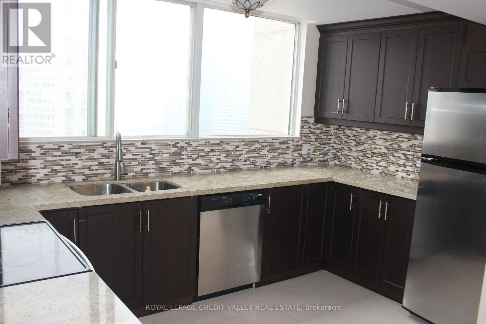 Mississauga (mississauga Valleys), ON L5A4B6,3695 Kaneff CRES #1909