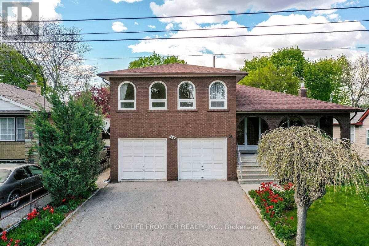 Toronto (thistletown-beaumonde Heights), ON M9V1E5,28 BARKER AVENUE