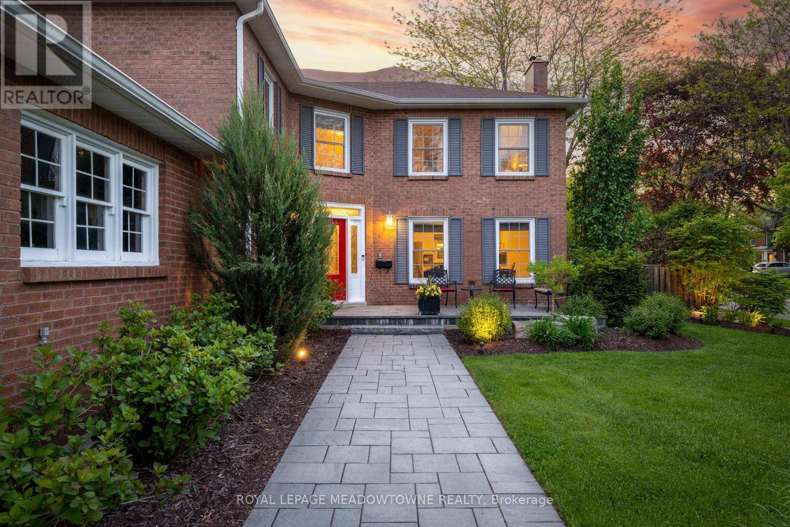 Mississauga (erin Mills), ON L5L2Z8,3345 SAWMILL VALLEY DRIVE