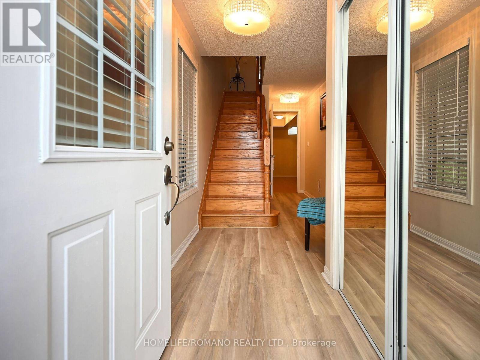 Mississauga (cooksville), ON L5B4N5,3030 Breakwater CT #132