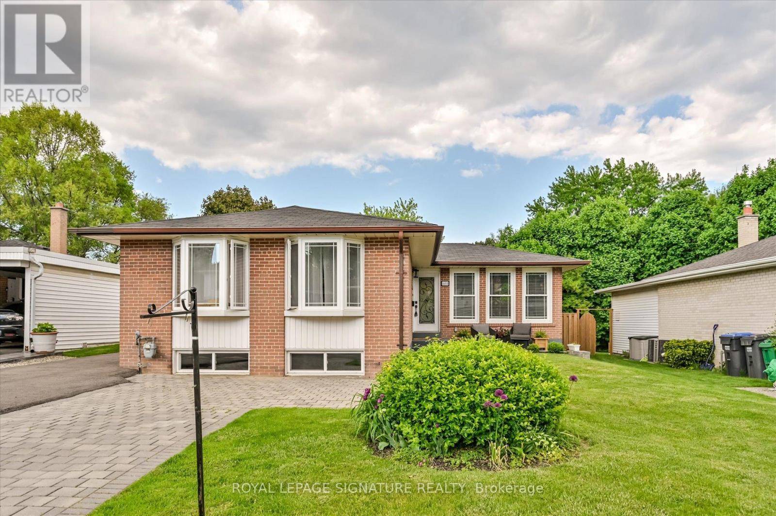 Mississauga (clarkson), ON L5J3R2,1411 LEWISHAM DRIVE