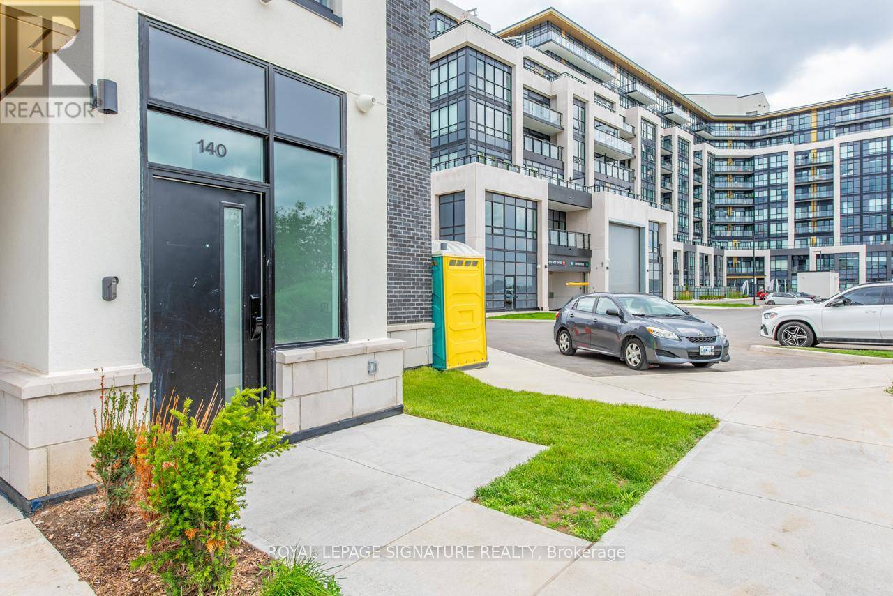 Oakville (go Glenorchy), ON L6M4M2,3010 Trailside DR #140