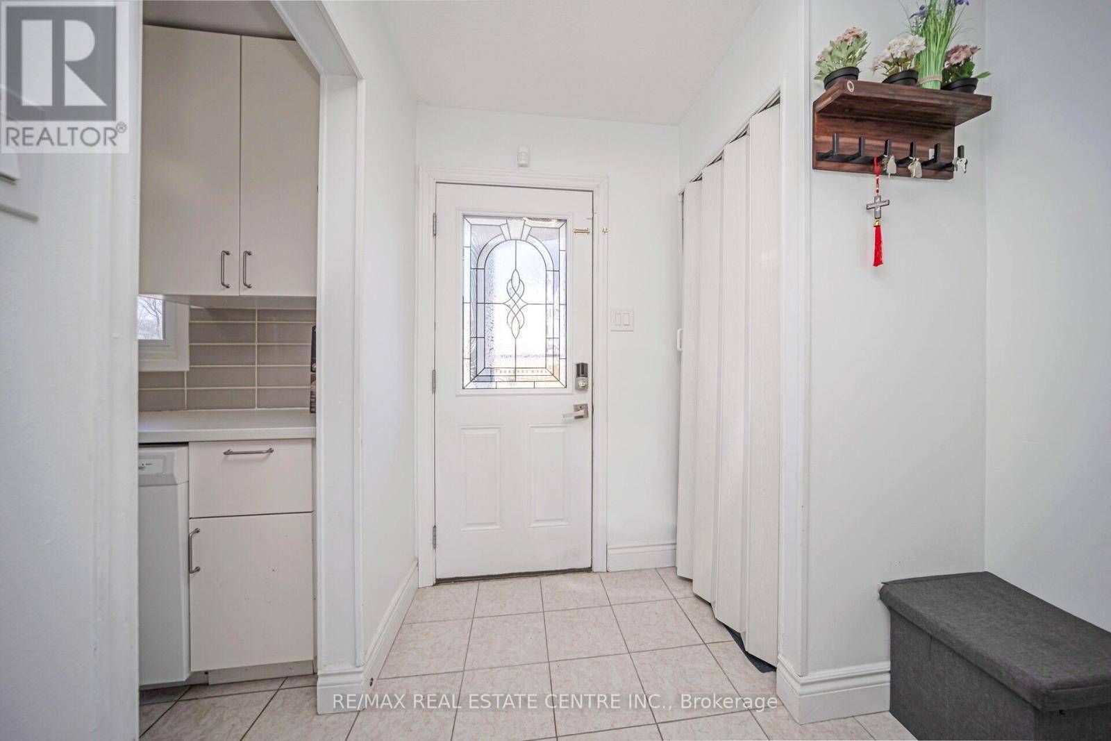 Brampton (northgate), ON L6S2L7,24 JACKMAN DRIVE