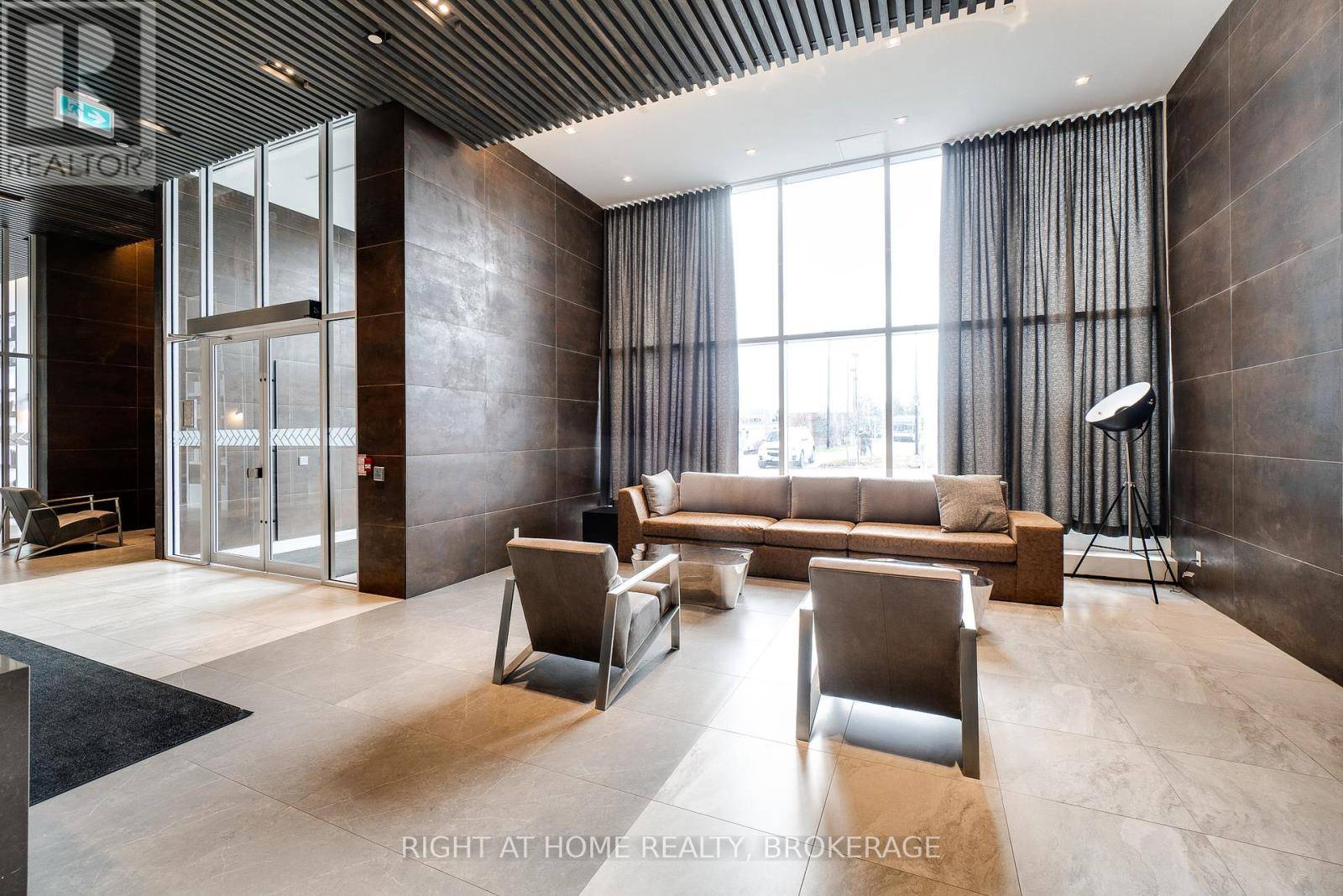 Oakville (ro River Oaks), ON L6H6M3,2485 Taunton RD #345