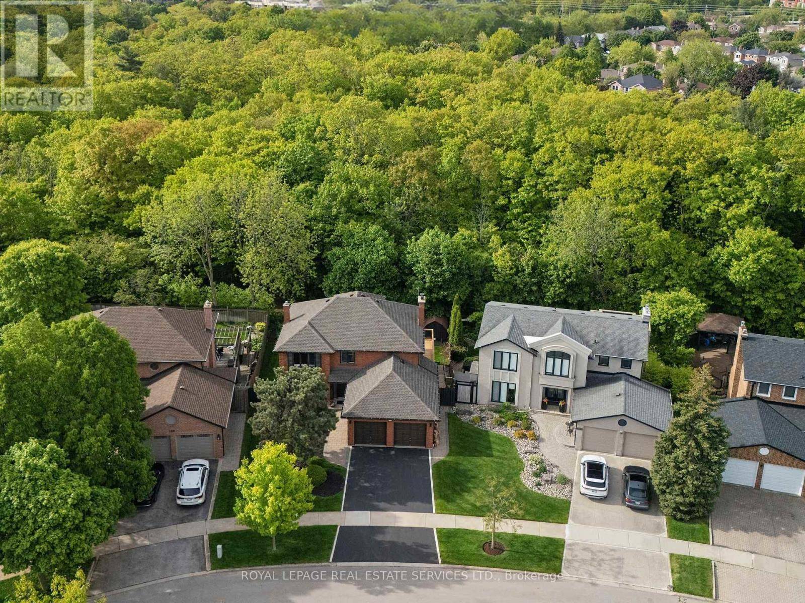 Oakville (fa Falgarwood), ON L6H3H1,1379 GOLDEN MEADOW TRAIL