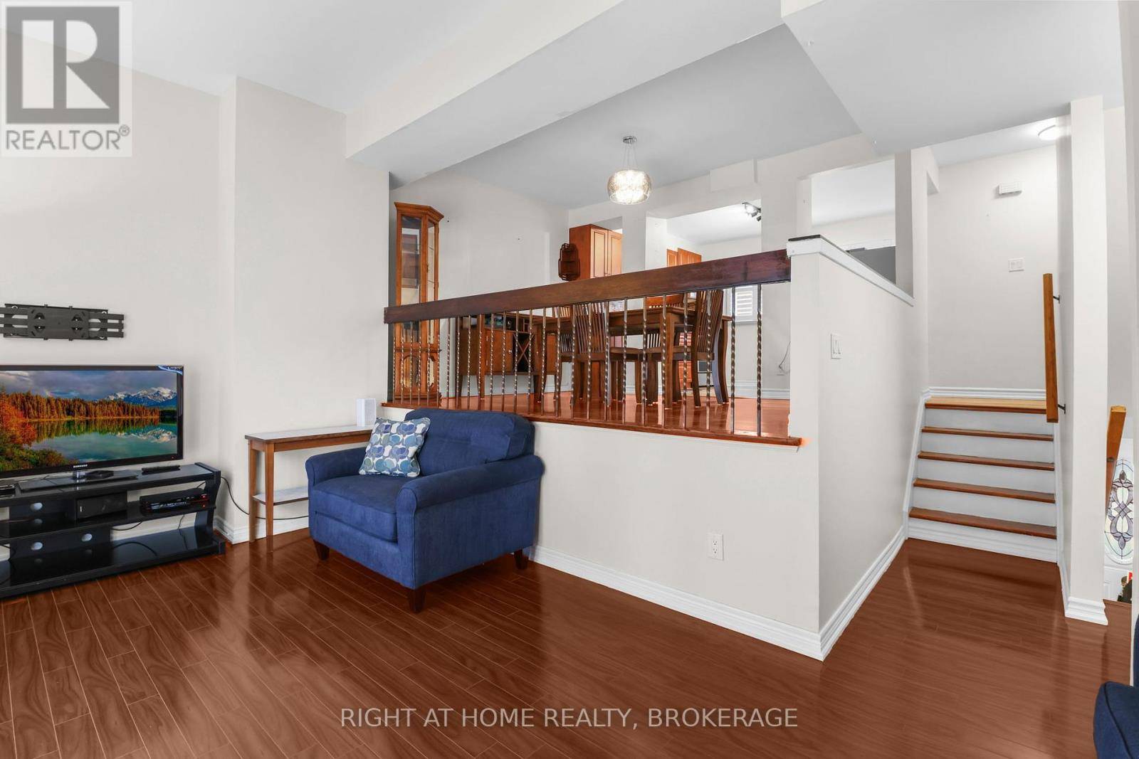 Mississauga (mississauga Valleys), ON L5A3M8,400 Bloor ST #100