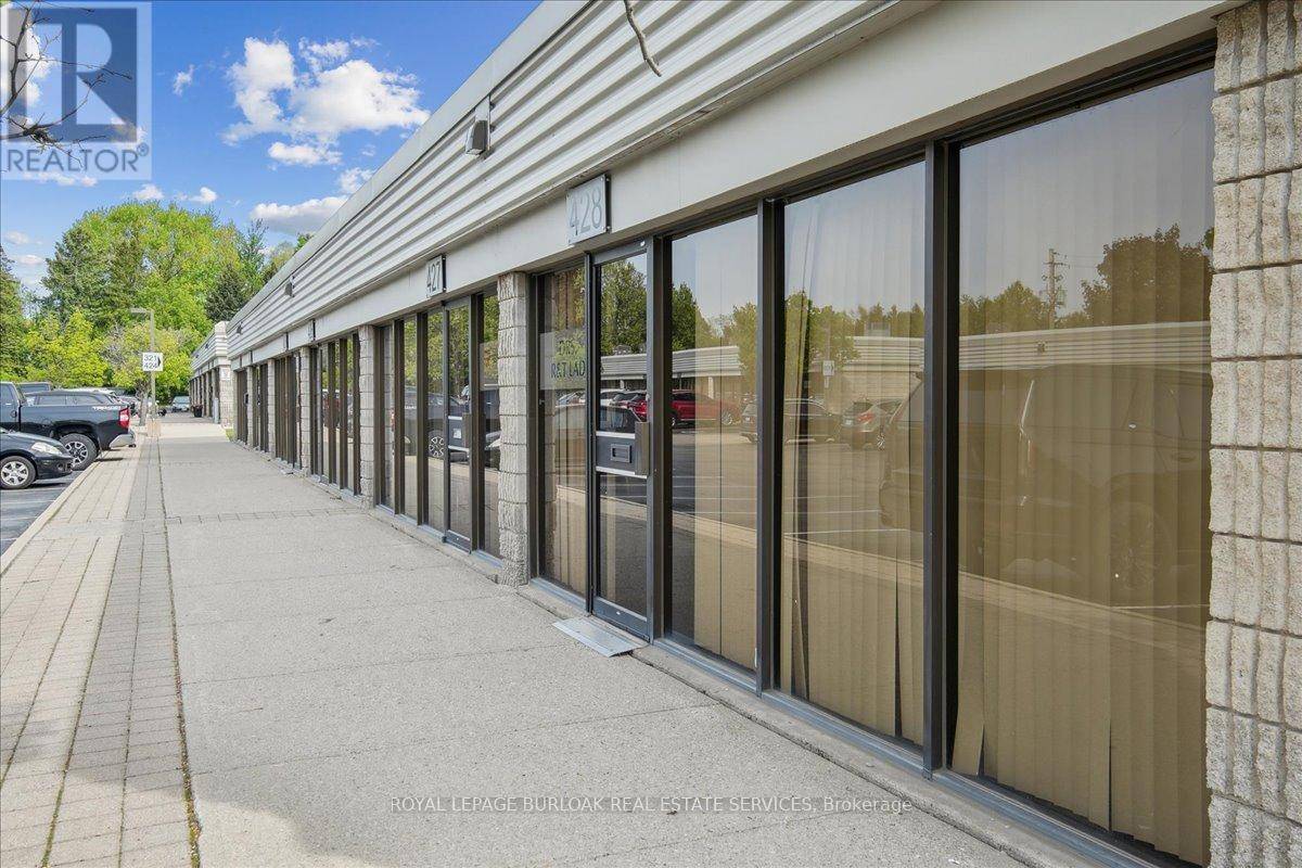 Burlington (freeman), ON L7R2E3,2289 Fairview ST #429