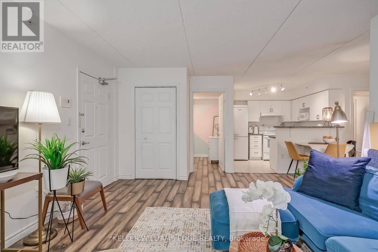 Milton (de Dempsey), ON L9T7S6,1350 Main ST East #308