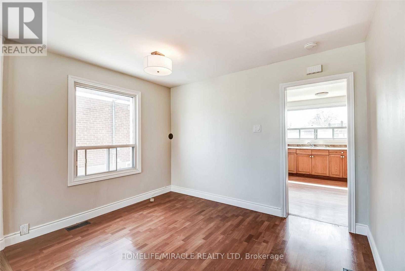 Mississauga (lakeview), ON L5E1X4,1064 Westmount AVE #Upper