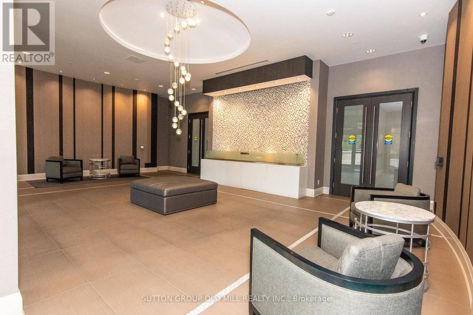 Toronto (edenbridge-humber Valley), ON M9A0C4,35 Fontenay CT #1207