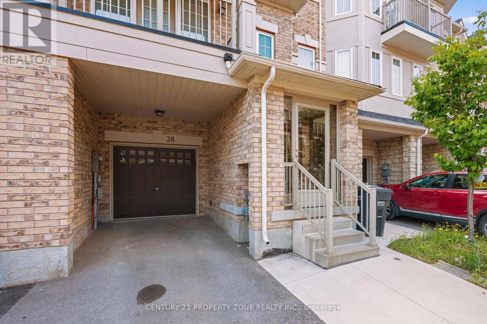 Brampton (bram East), ON L6Z0H7,38 MIAMI GROVE