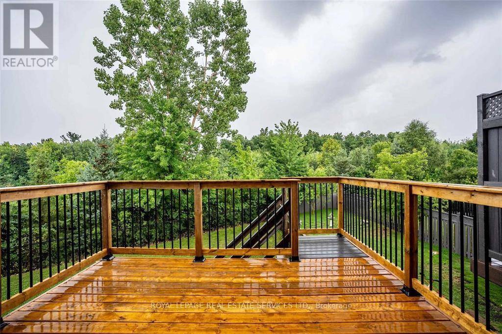 Oakville (bc Bronte Creek), ON L6M5G7,2420 VALLEYRIDGE DRIVE